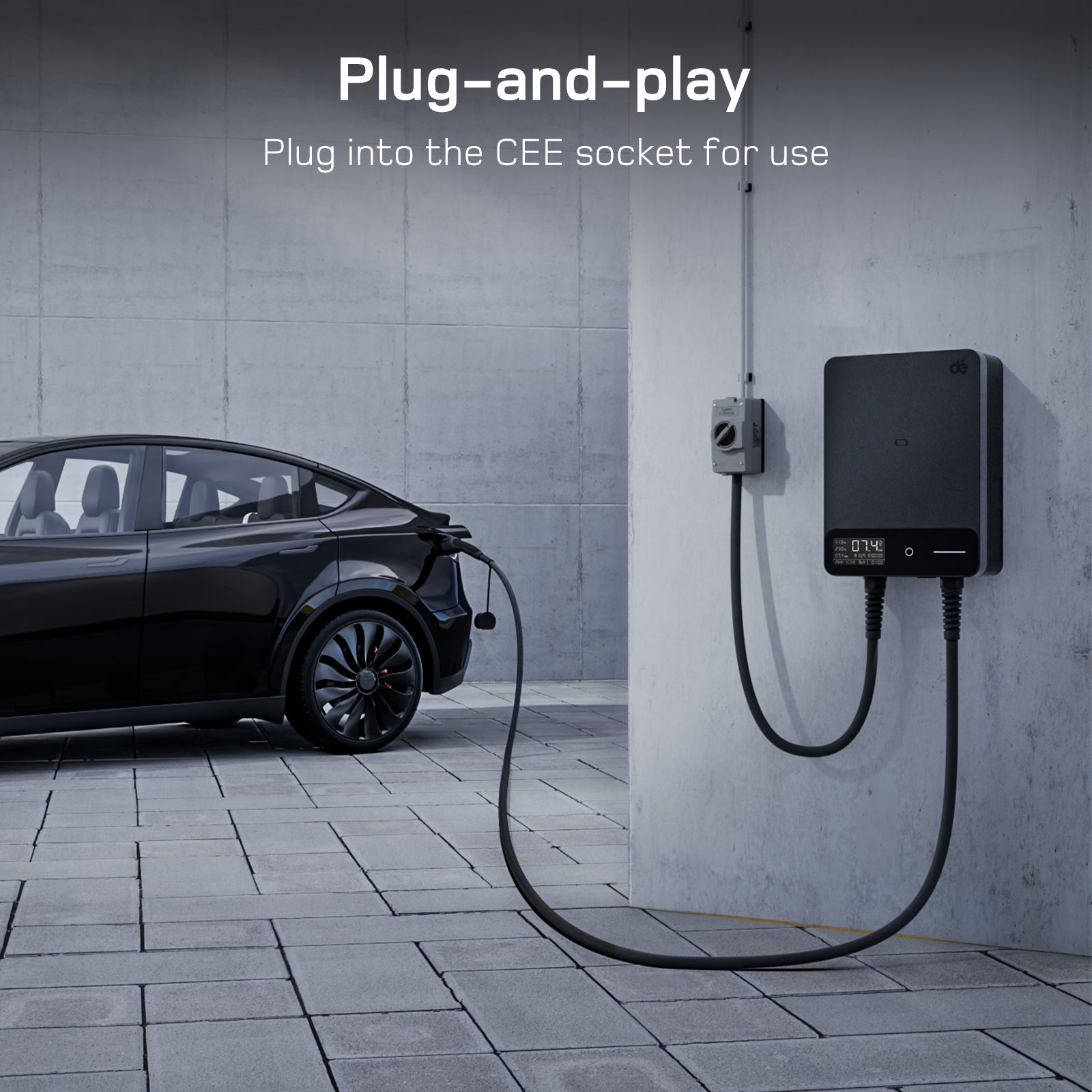 dé 7kW Wallbox with simple CEE socket plug-in operation